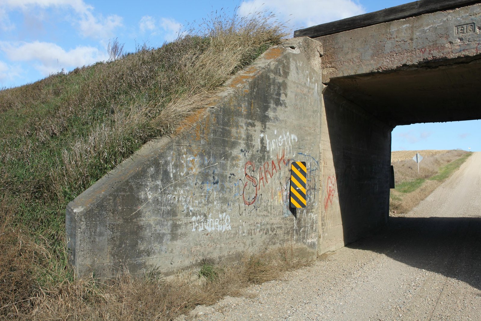 Southwest wing wall